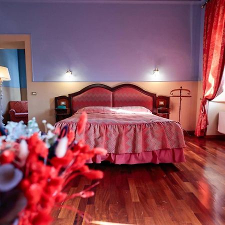 Hotel Corte Dei Tini Teramo Buitenkant foto
